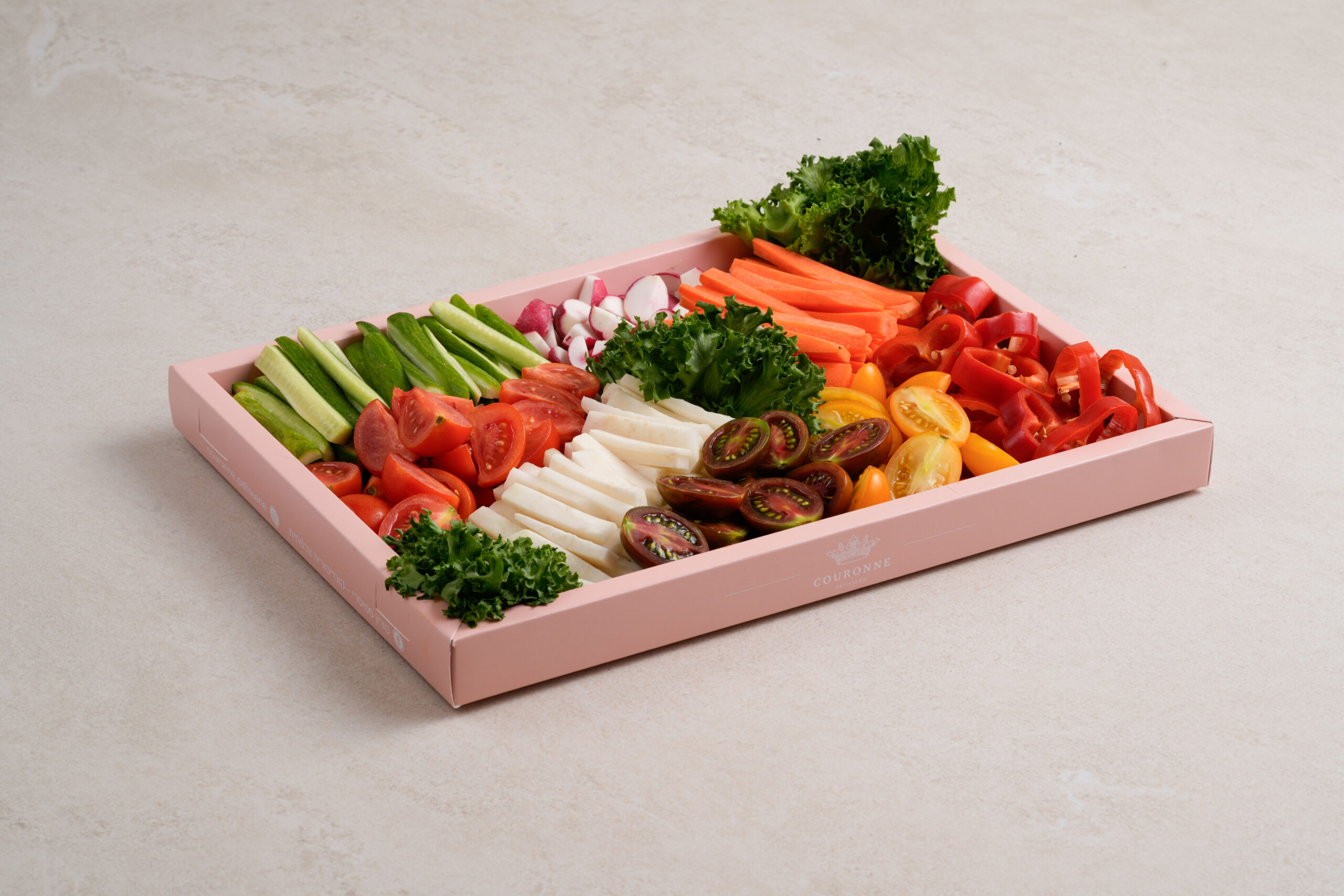 מגש ירקות טריים