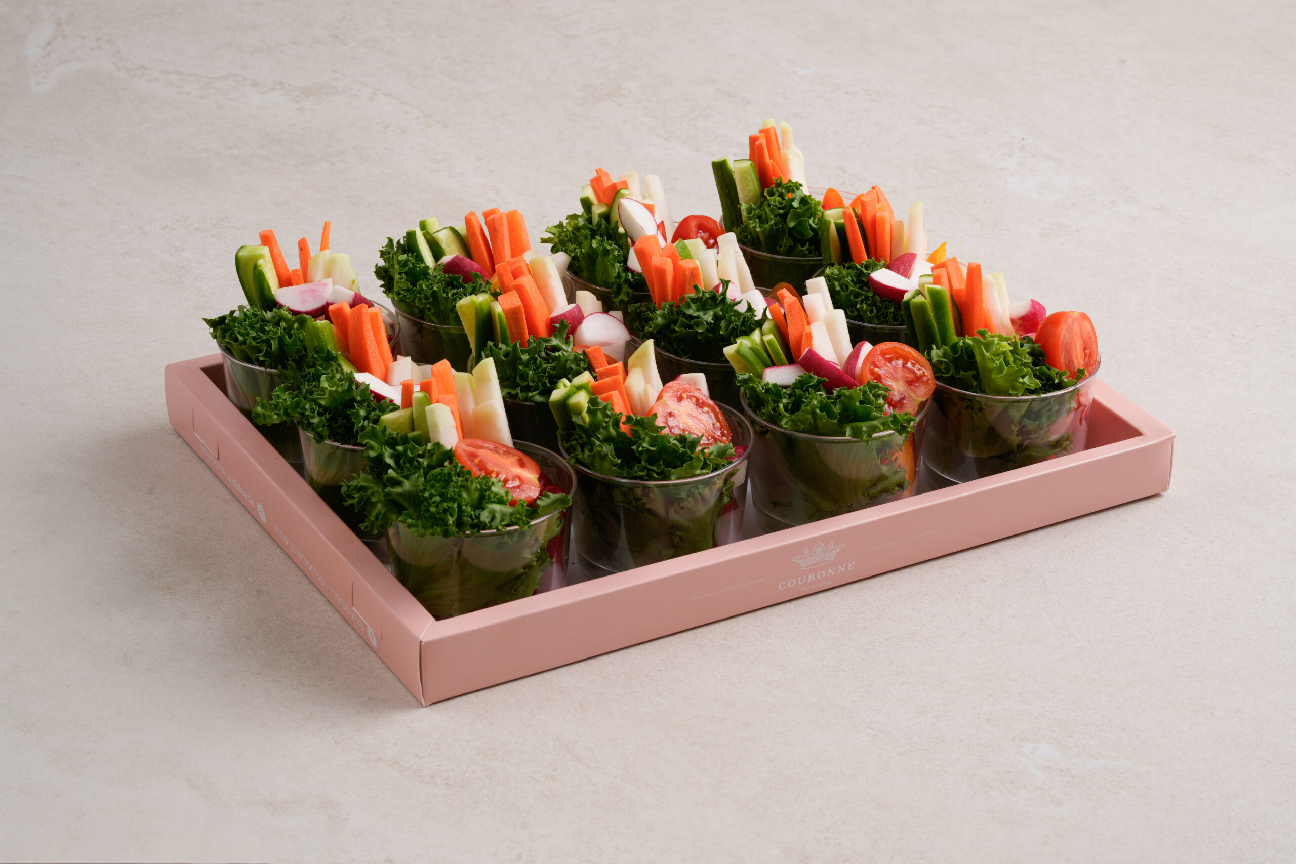 מקלוני ירקות בכוסות