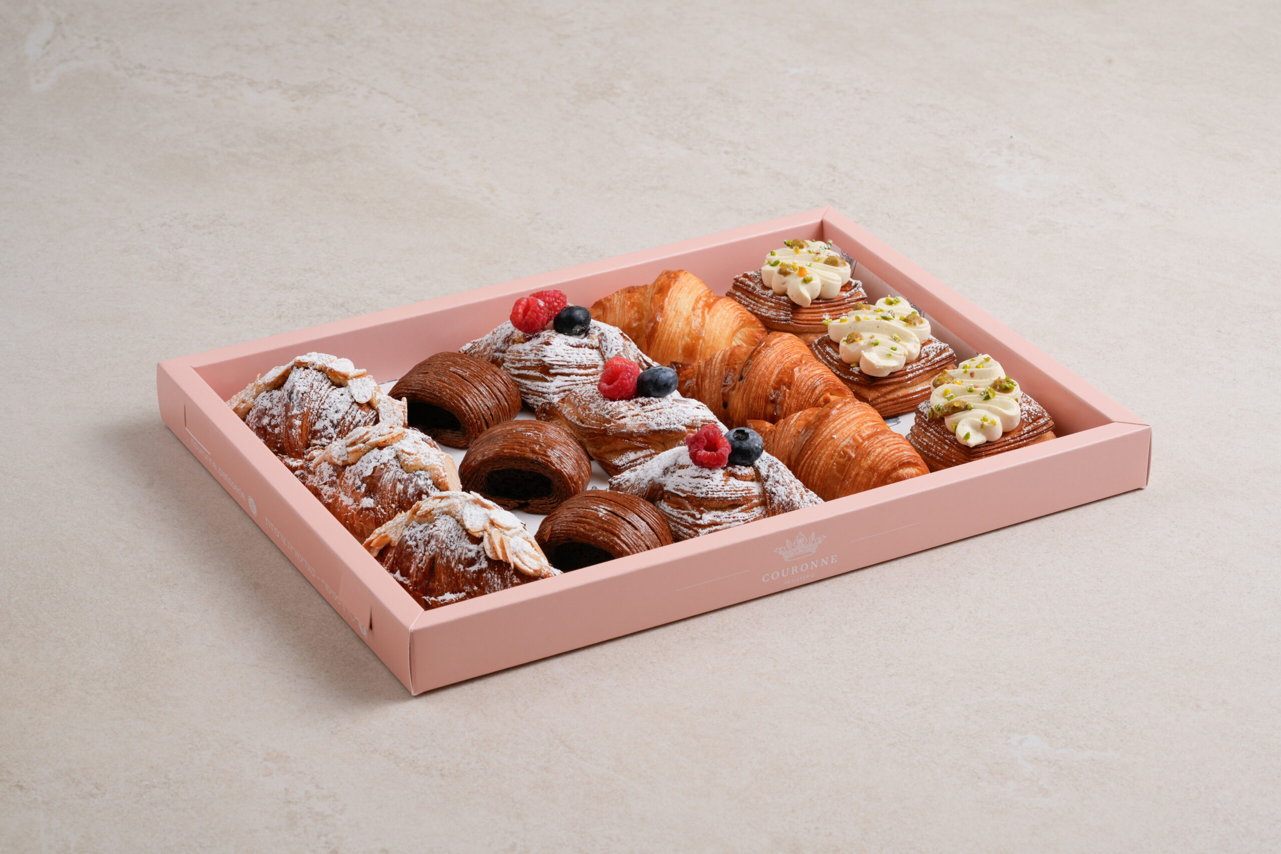 מגש מיקס מיני מאפים מתוקים